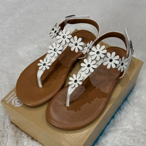 Thereabouts ,Size3 (Girl)White Floral Sandals - Picture 14 of 17